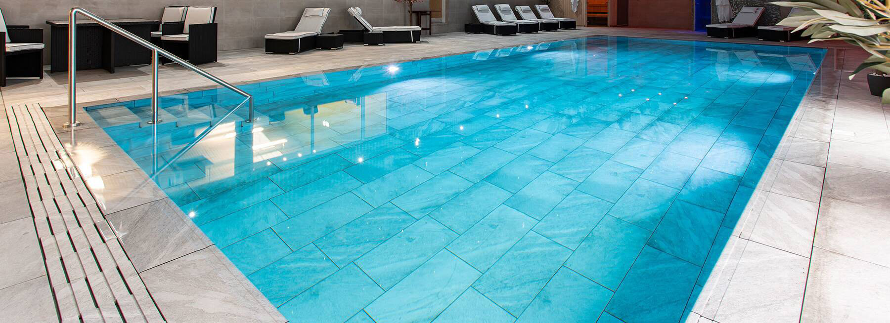 Commercial Swimming Pool